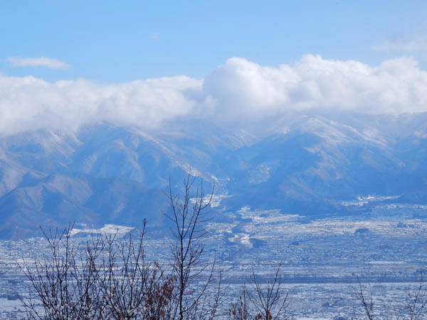 photo：須坂市あたりの山々・地附山から