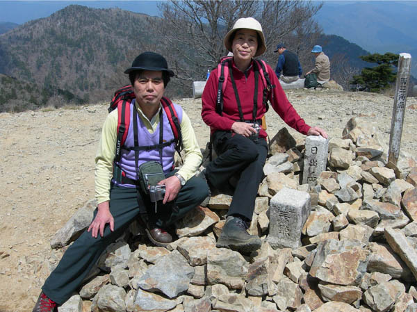 photo：日出ヶ岳1695m三角点で・大台ヶ原