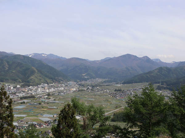 photo：志賀方面の山々・鴨ヶ嶽登山道から