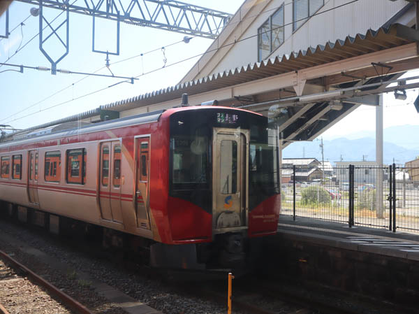 photo：しなの鉄道SR1系：豊野駅