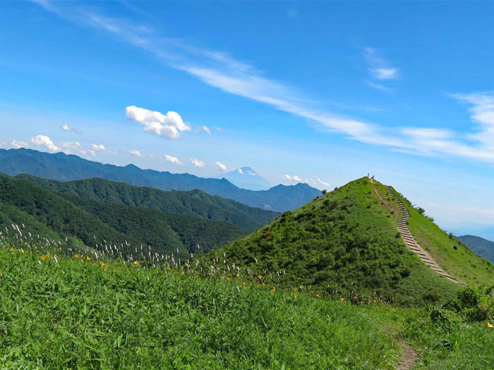 photo：飯盛山と富士山　大盛山頂から.jpg